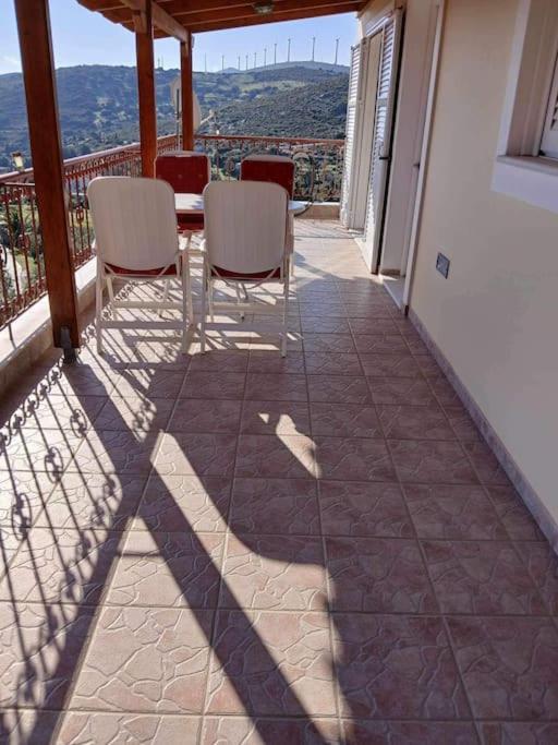 Παραθαλασσιο Σπιτι Στην Εξοχη Villa Tsakei Exterior photo
