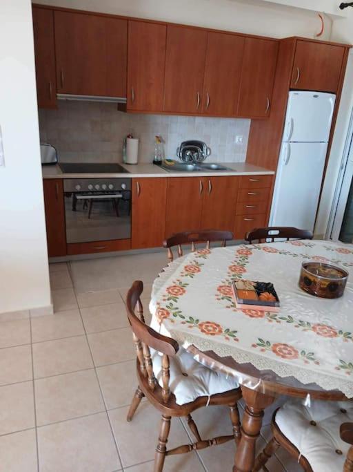 Παραθαλασσιο Σπιτι Στην Εξοχη Villa Tsakei Exterior photo